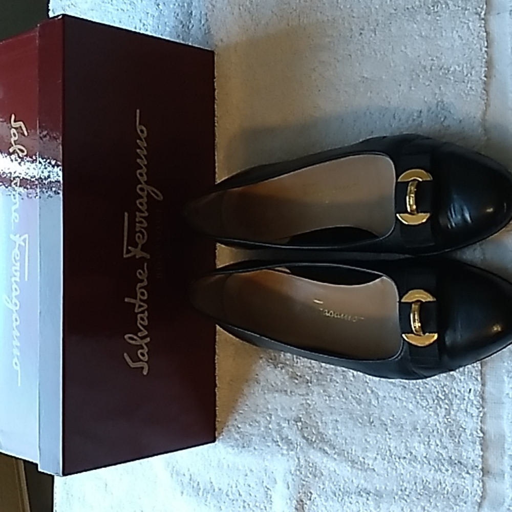 Ferrigamo natural calf slip on loafer.